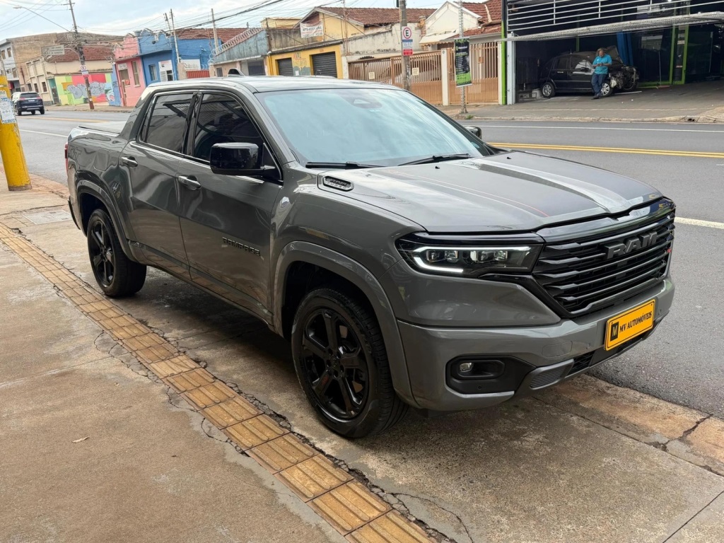 RAM RAMPAGE2.0 HURRICANE 4 TURBO GASOLINA R/T 4X4 AUTOMÁTICO 2025