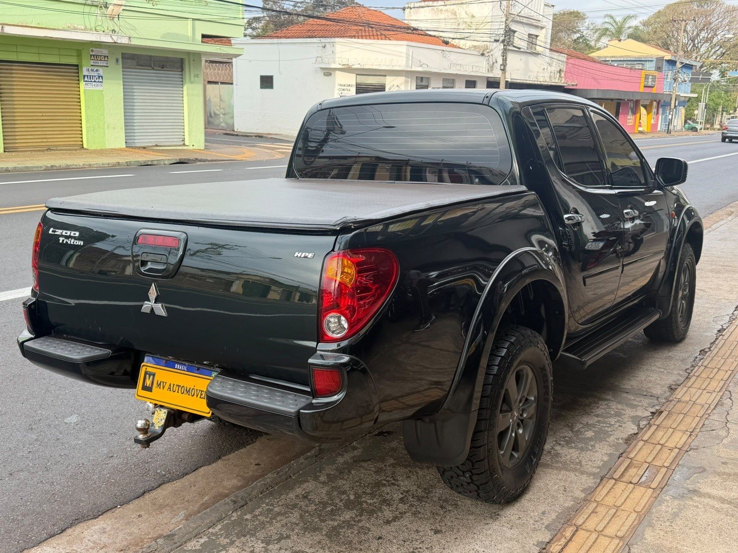 MITSUBISHI L200 TRITON3.2 HPE 4X4 CD 16V TURBO INTERCOOLER DIESEL 4P AUTOMÁTICO 2012