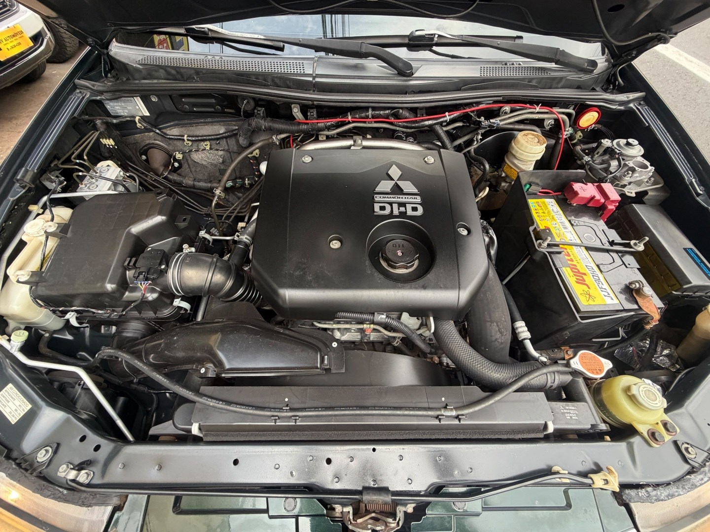MITSUBISHI L200 TRITON3.2 HPE 4X4 CD 16V TURBO INTERCOOLER DIESEL 4P AUTOMÁTICO 2012