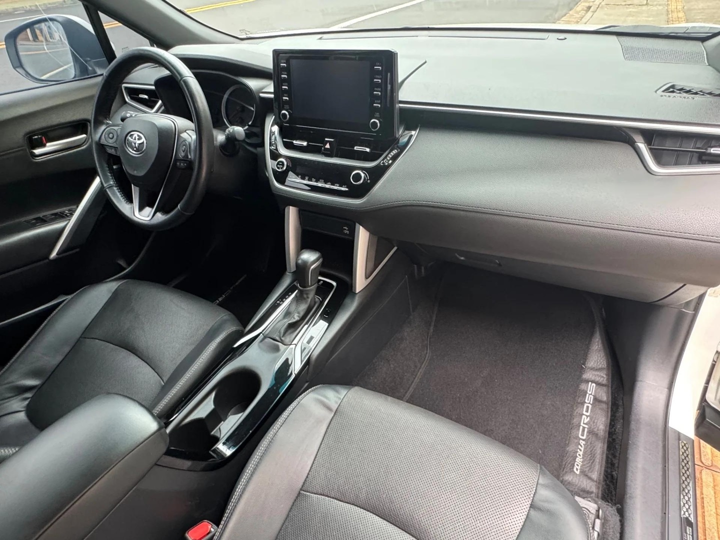 TOYOTA COROLLA CROSS2.0 VVT-IE FLEX XRE DIRECT SHIFT 2022
