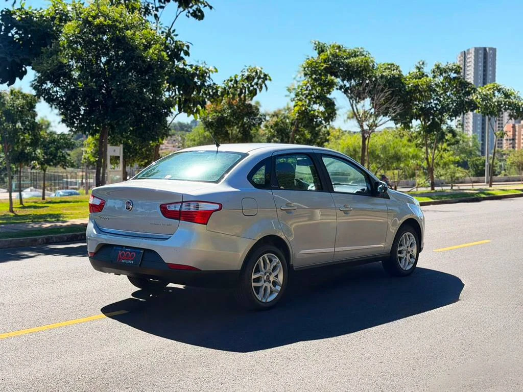 FIAT GRAND SIENA 1.6 MPI ESSENCE 16V 2015