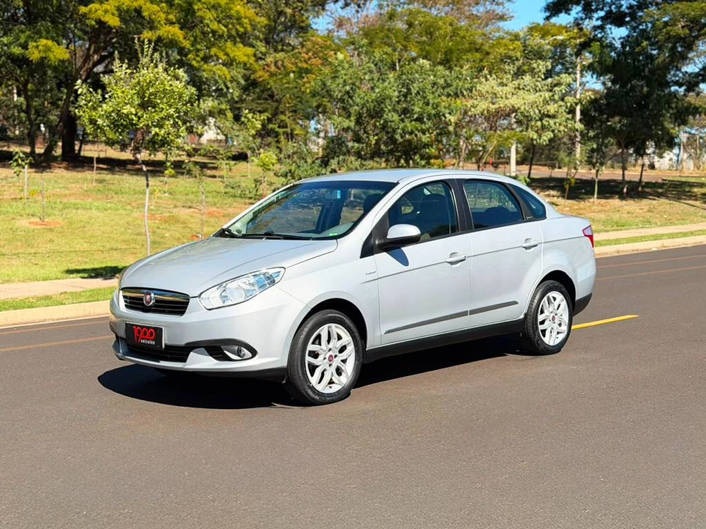 FIAT GRAND SIENA 1.6 MPI ESSENCE 16V 2015