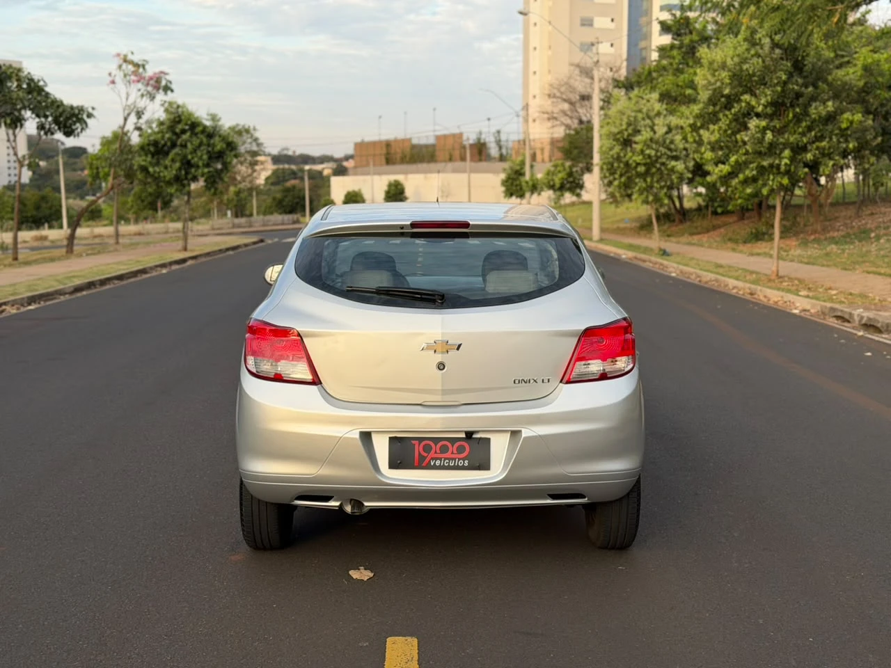 CHEVROLET ONIX 1.0 MPFI LT 8V 2015