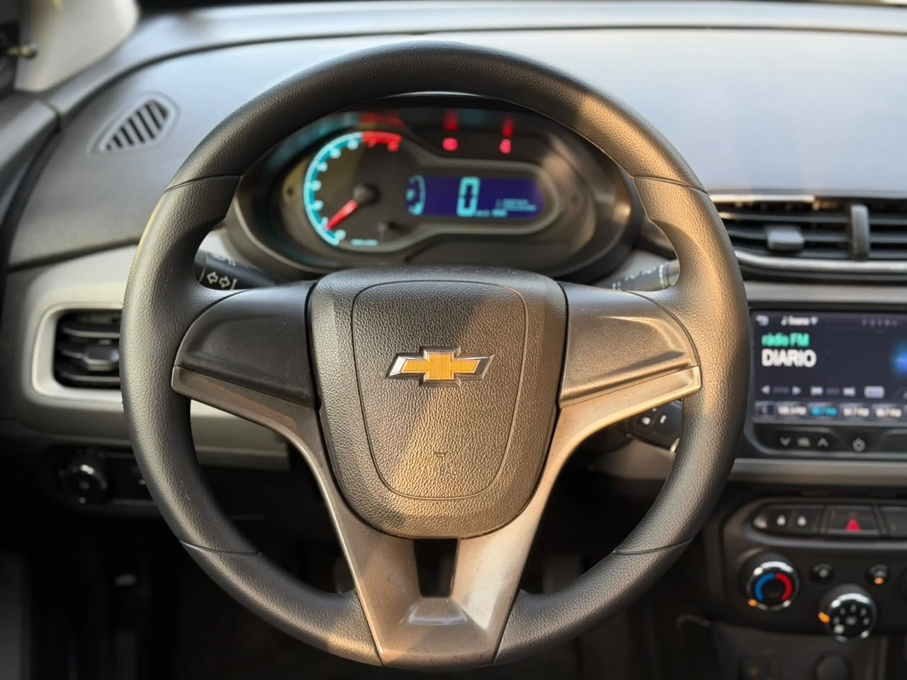 CHEVROLET ONIX 1.0 MPFI LT 8V 2015