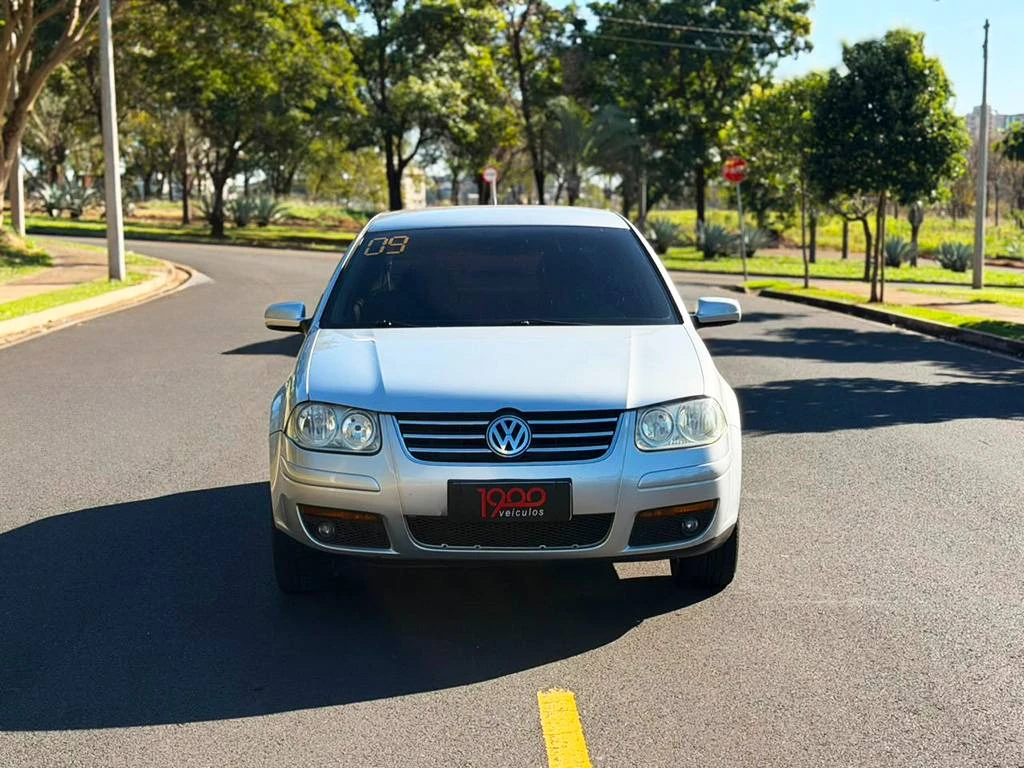 VOLKSWAGEN BORA 2.0 MI 8V 2009