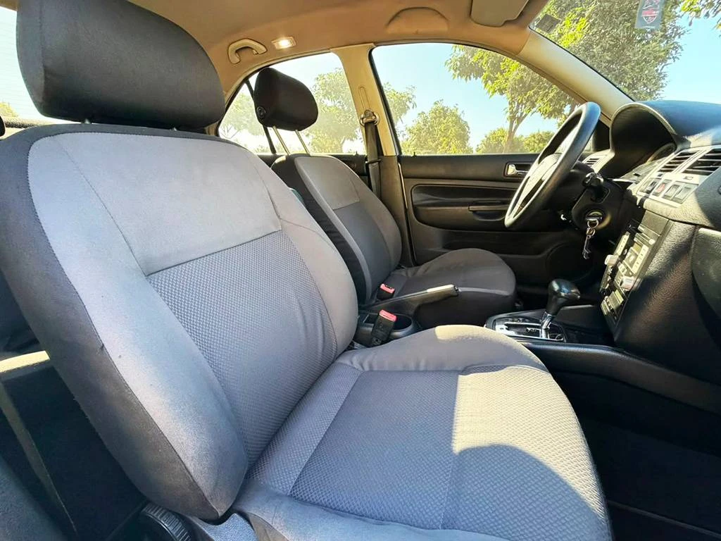 VOLKSWAGEN BORA 2.0 MI 8V 2009