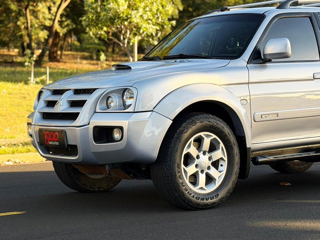 MITSUBISHI PAJERO SPORT 3.5 HPE 4X4 V6 24V 2010