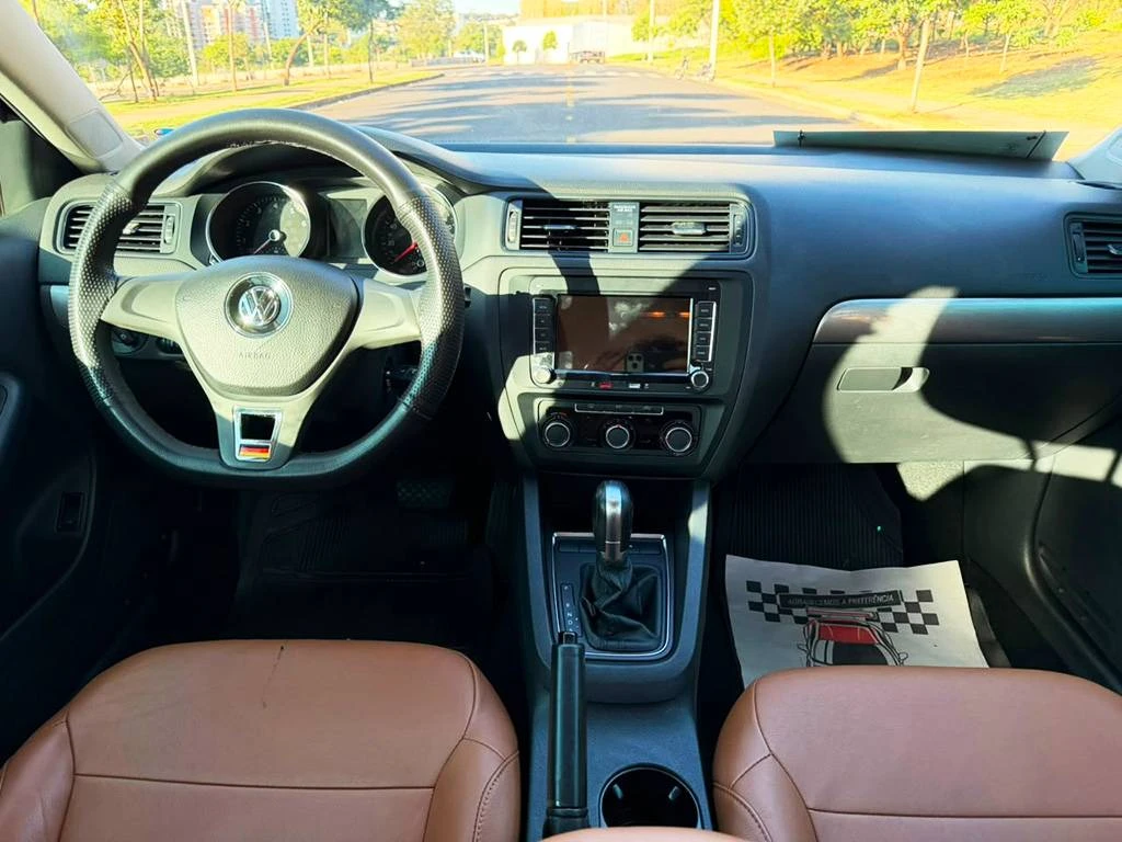 VOLKSWAGEN JETTA 1.4 16V TSI TRENDLINE 2016