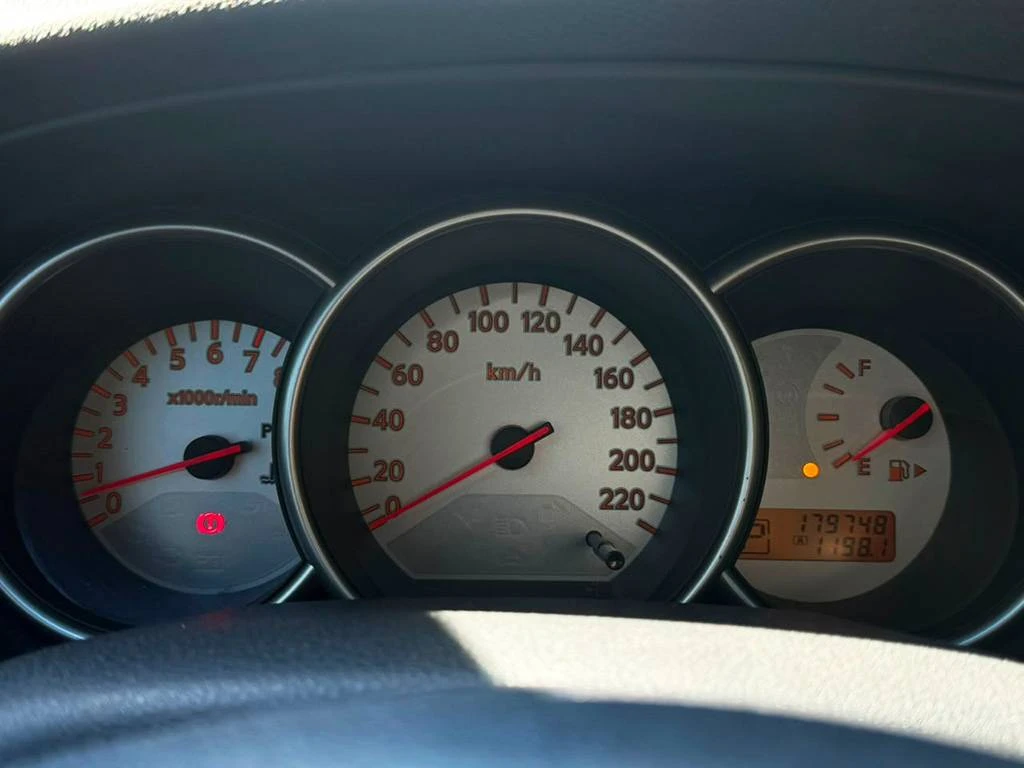 NISSAN GRAND LIVINA 1.8 SL 16V 2014