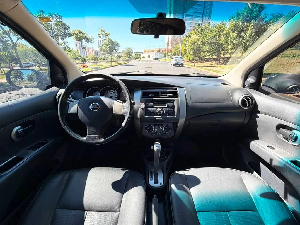 NISSAN GRAND LIVINA 1.8 SL 16V 2014
