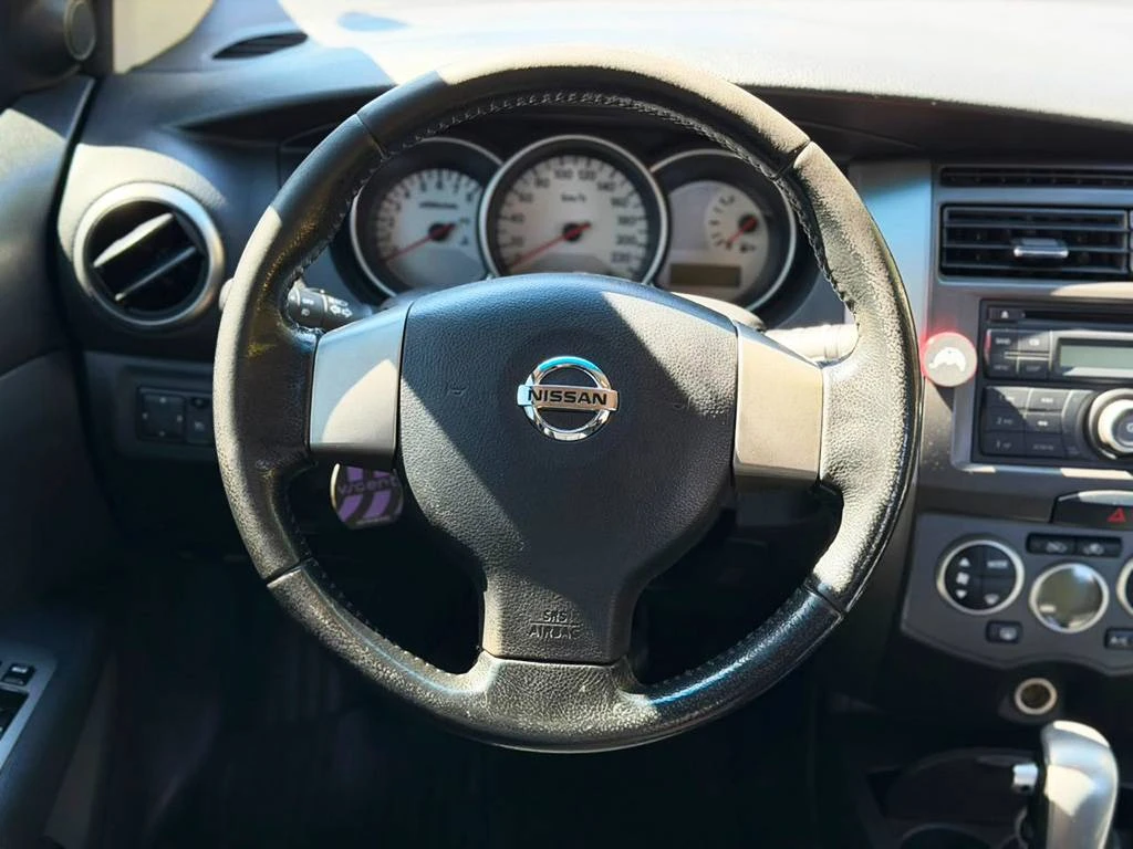 NISSAN GRAND LIVINA 1.8 SL 16V 2014