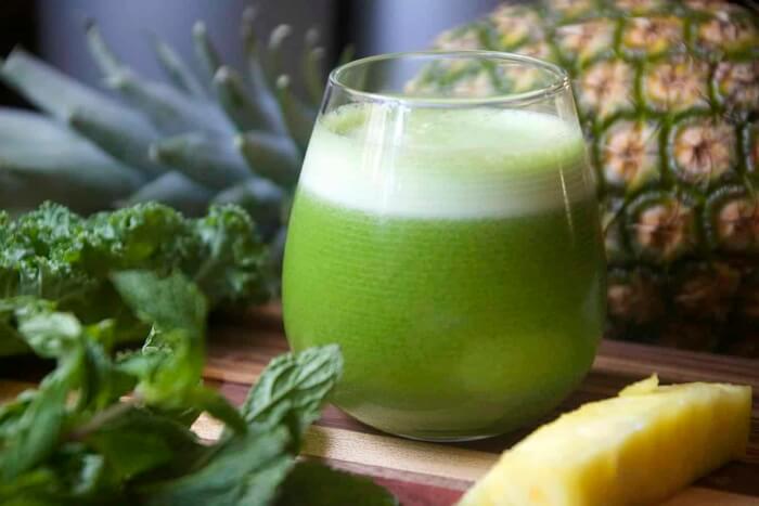 🌿 Refresque-se com nosso Suco detox verde de 500 ml da Sabor lá em Casa! 🍍🥬🌿 Experimente a combinação perfeita de couve, hortelã, abacaxi e gengibre. Peça já o seu! #SucoDetox #SaborLáEmCasa #RibeiraoPreto #suco #detox #verde #500
Acesse o link na bio.

menuhot.com.br (link na bio)

#menuhot #delivery #promocao #delicias #pedir #food #cardapio